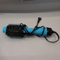 Hairdryer Blue, as reported by Van der Valk Hotel Schiphol using iLost