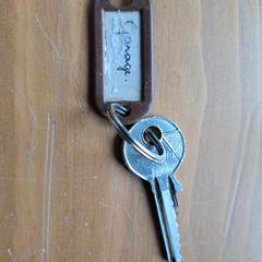 Garage sleutel, as reported to iLost