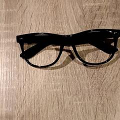 Okuliare, ako bolo nahlásené Van der Valk Hotel Apeldoorn - De Cantharel pomocou iLost