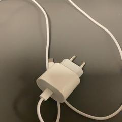 Adapter, zgłoszono przez MEININGER Hotel Copenhagen przy użyciu iLost