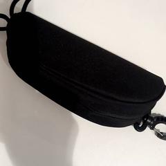 Custodia per gli occhiali, come riportato da allGo Almere utilizzando iLost