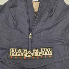 Kurtka donkerblauwe regenjas, zgłoszono przez Stad Hasselt przy użyciu iLost