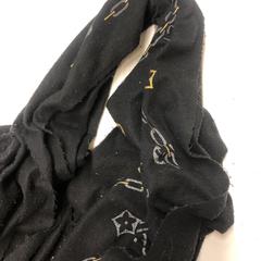 Sjaal, som rapportert av Het Amsterdamse Winterparadijs ved bruk av iLost