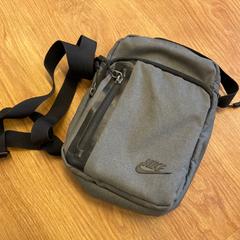 Tasje Faehr, zoals gemeld door Dominator 2019 met iLost