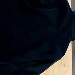 Ruházat Jas, amint azt Regio Antwerpen - Brussel az iLost segítségével jelentette.