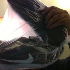 Des chaussures black, a été signalé par MEININGER Hotel Milano Lambrate utilisant iLost