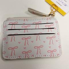 財布 Miclotte がiLostで Centraal magazijn によって報告されました