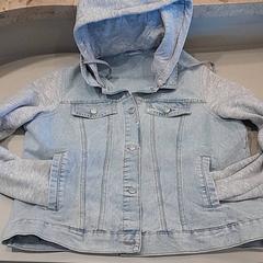 Denim jacket Blue, as reported by Van der Valk Hotel Schiphol using iLost
