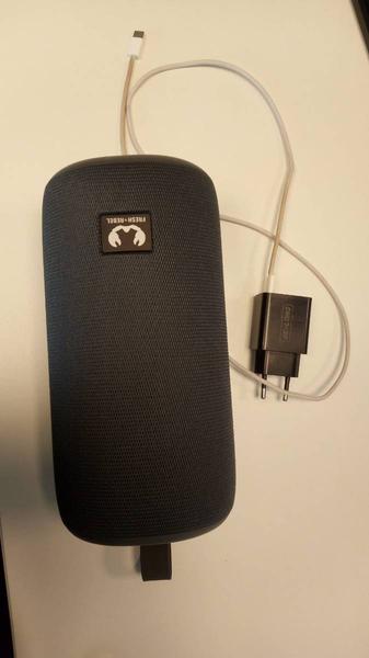 Bluetooth speaker & Oplader grijs