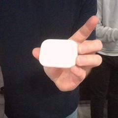 Ecouteur, a été signalé par MEININGER Hotel Vienna Downtown Franz utilisant iLost