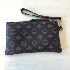 バッグ Bruin がiLostで Gemeente Nijmegen によって報告されました