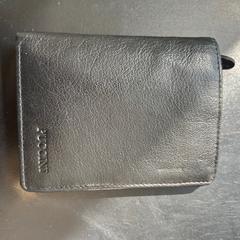 Wallet, as reported by Centraal magazijn using iLost