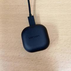 Funda airpods Zwart, segons ha informat Qbuzz GD Groningen Peizerweg mitjançant iLost