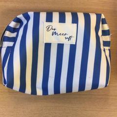 Toilettasje がiLostで Canisius-Wilhelmina Ziekenhuis によって報告されました