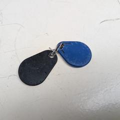 Tag druppel rfid sleutelhanger blauw zwart, jak zgłoszono do iLost