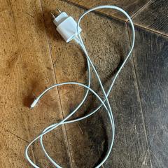 Enchufe & Cable, segundo informou Hotel Apeldoorn usando iLost