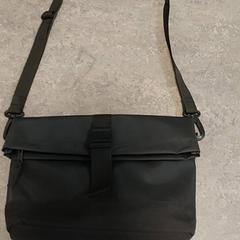 Bag - Schoudertas - Tsyvinski, as reported by Centraal magazijn using iLost