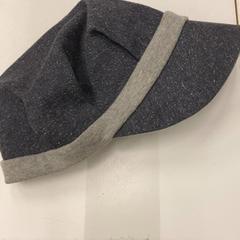 帽子 がiLostで IKEA神戸 によって報告されました