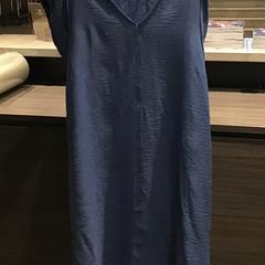Jantzi Jurk blauw, gisa salatu by Van der Valk Hotel Zwolle iLost erabiliz