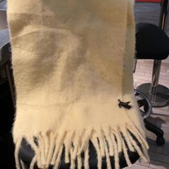 Xaile, como reportado por MEININGER Hotel München City Center utilizando o iLost