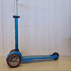 Scooter, ha sido reportado por Transdev Gooi en Vechtstreek con iLost