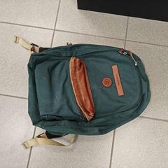 Rugzak Groen met bruin accent, zoals gemeld door Regio Oost-Vlaanderen met iLost