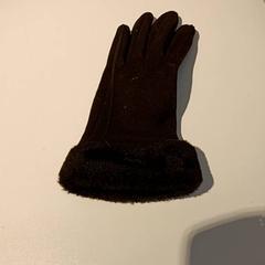 Luva Linker, segundo informou IKEA Groningen usando iLost