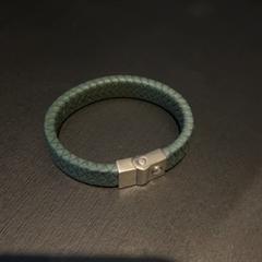 Braccialetto, come riportato da Van der Valk Hotel Utrecht utilizzando iLost