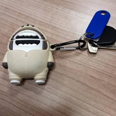 Earpods Crème kunststof en sleutels, gemeldet von Arriva West-Brabant über iLost