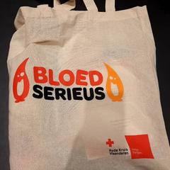 Jutazsák Bloed Serieus, amint azt Universiteit Gent - Faculteitsbibliotheek LW az iLost segítségével jelentette.