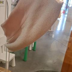 Kabelka na krk Rose, jak nahlášeno IKEA Hénin-Beaumont pomocí iLost