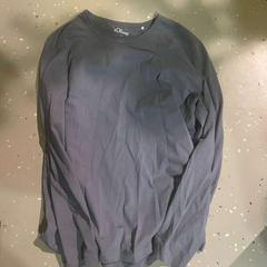 Košile, jak nahlášeno Room Mate Bruno pomocí iLost