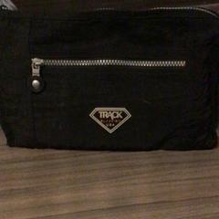 Necessaire, como reportado por Van der Valk Hotel Zwolle utilizando o iLost