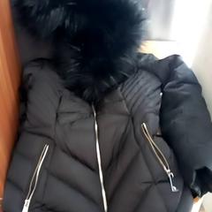 Bunda Black, jak nahlášeno Leonardo Royal Hotel Amsterdam pomocí iLost