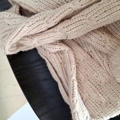 Šál echarpe, ako bolo nahlásené IKEA Rouen Tourville-La-Rivière pomocou iLost