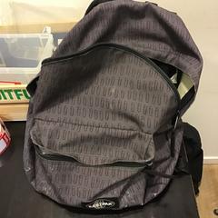 Motxila, gisa salatu by Qbuzz U-OV iLost erabiliz