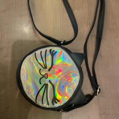 Väska, rapporterat av Pathé Arnhem med iLost