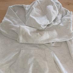 Kleding - hoodie, som rapportert av Regio Antwerpen - Brussel ved bruk av iLost