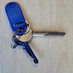 Llaves, ha sido reportado por Connexxion Haarlem IJmond con iLost