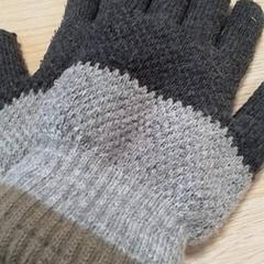 Eskularruak, gisa salatu by Qbuzz Fryslân iLost erabiliz