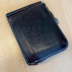 Plånbok Asazuma, rapporterat av DGTL Amsterdam 2026 med iLost