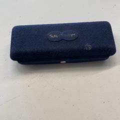 Betaurreko-zorroa betaurrekoekin brillend, gisa salatu by GVB iLost erabiliz