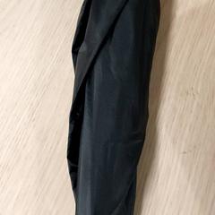 Guarda-chuva - zwart, como reportado por Centraal magazijn utilizando o iLost