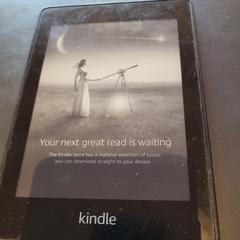 Electronic book, segons ha informat Conscious Hotel Westerpark mitjançant iLost