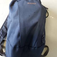 Mochila Blauw, como reportado por Regio Oost-Vlaanderen utilizando o iLost