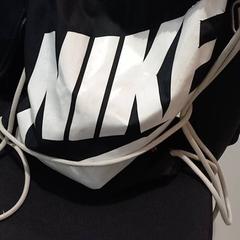 Bag Nike, as reported by allGo Almere using iLost
