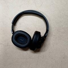 Auriculars Jbl, segons ha informat Qbuzz GD Groningen Peizerweg mitjançant iLost