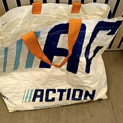Bag, as reported by Syntus Provincie Utrecht using iLost