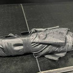 Umbrella Black umbrella, as reported by TU/e - Receptie Matrix using iLost