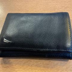 Lommebok Boyrard, som rapportert av Gemeente Amsterdam - Bureau Gevonden Voorwerpen ved bruk av iLost